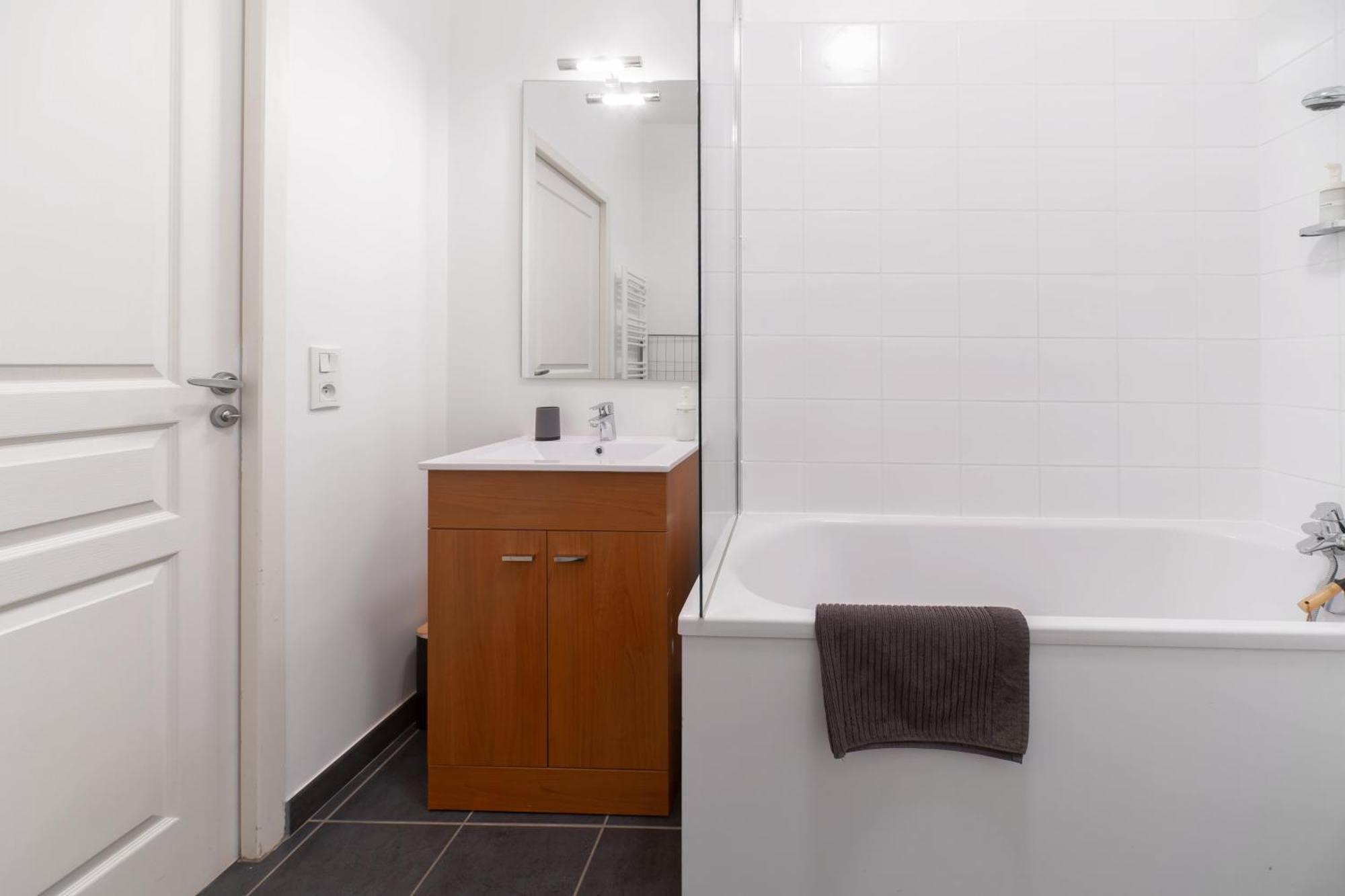 Le Brit - Grand Appartement Design, 3 Chambres, Centre Ville Vichy Eksteriør billede