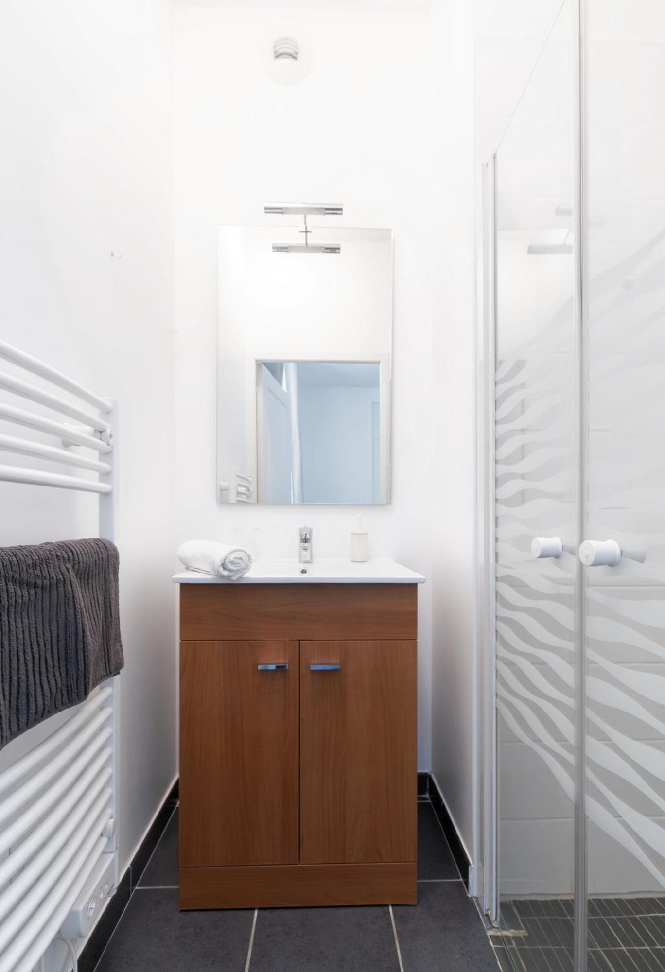 Le Brit - Grand Appartement Design, 3 Chambres, Centre Ville Vichy Eksteriør billede