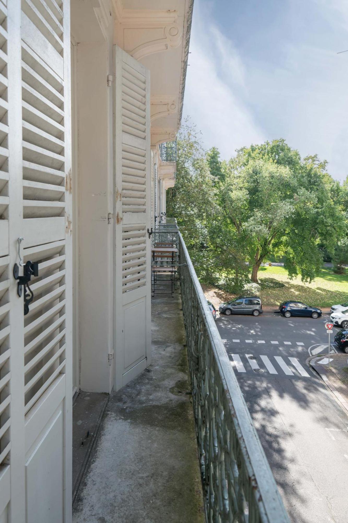 Le Brit - Grand Appartement Design, 3 Chambres, Centre Ville Vichy Eksteriør billede